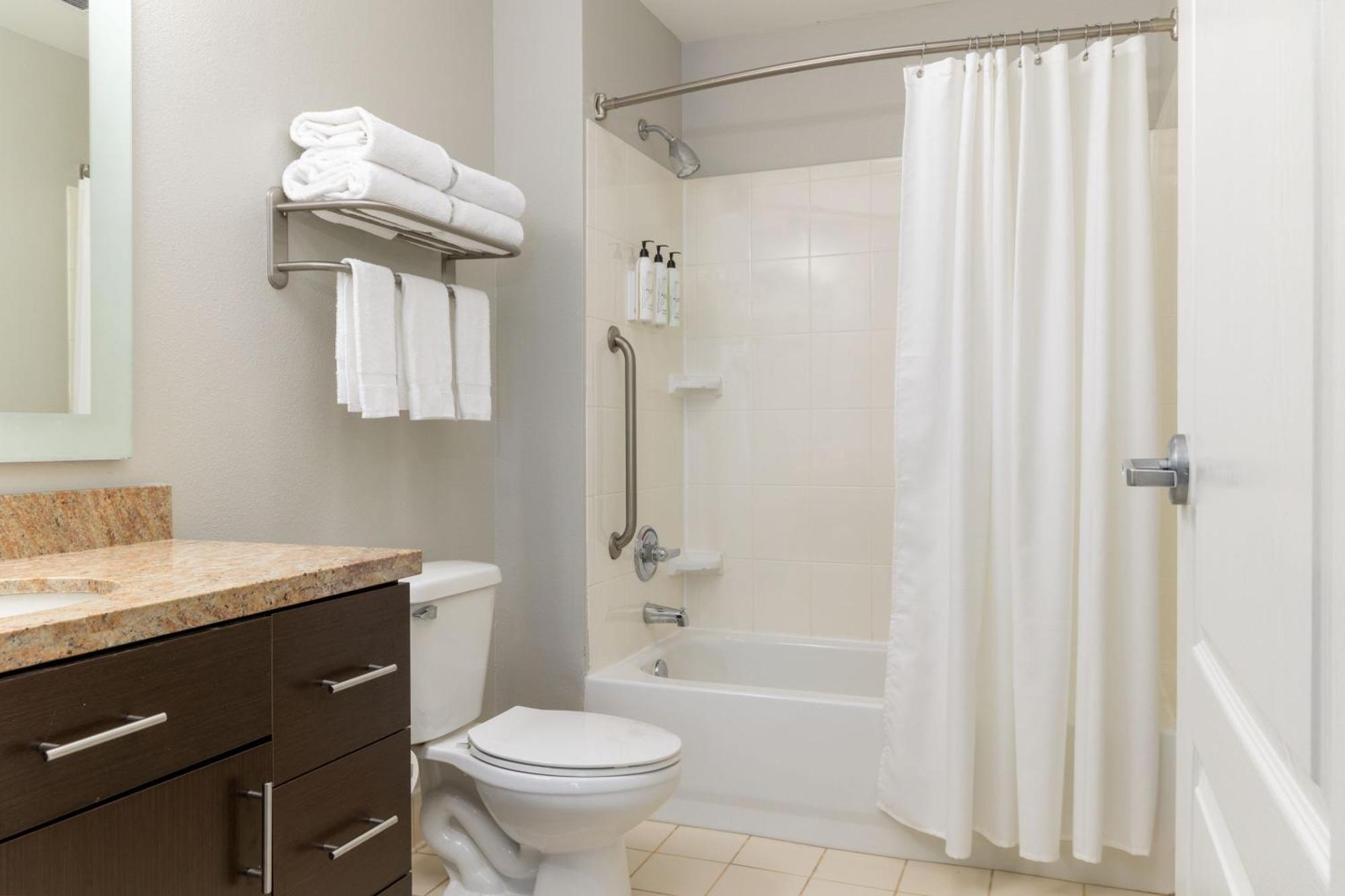 Towneplace Suites By Marriott Érié Extérieur photo