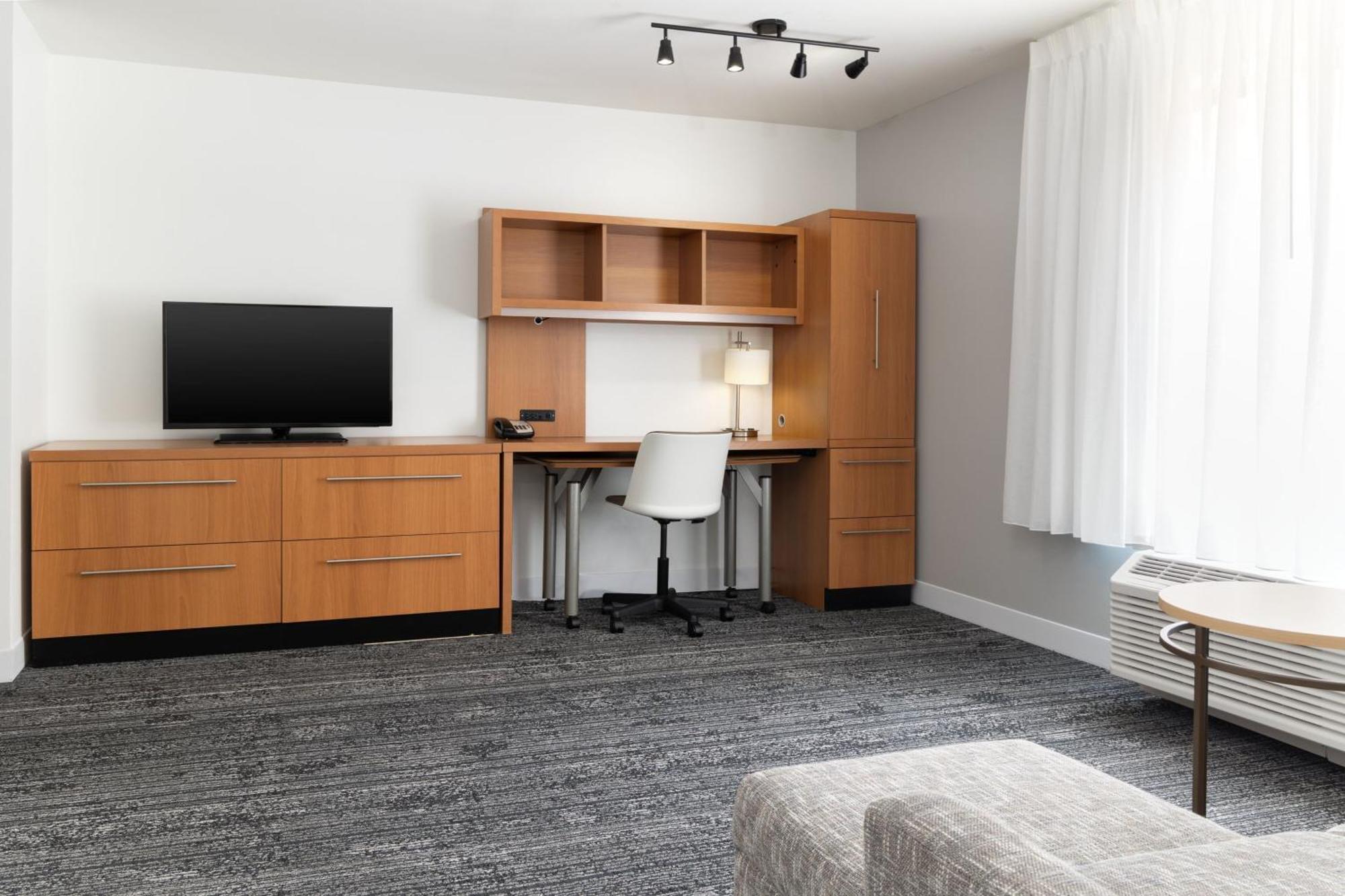 Towneplace Suites By Marriott Érié Extérieur photo