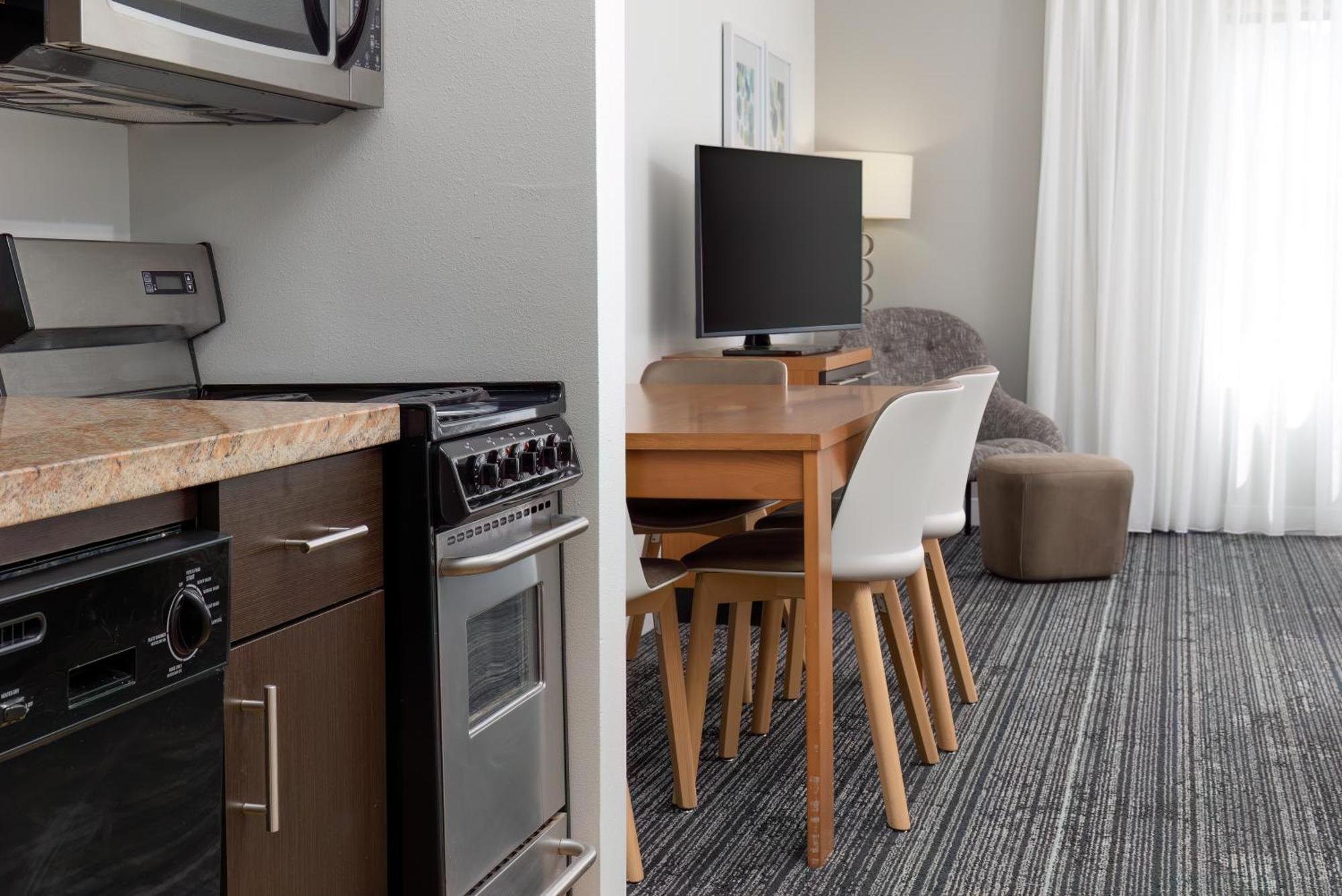 Towneplace Suites By Marriott Érié Extérieur photo