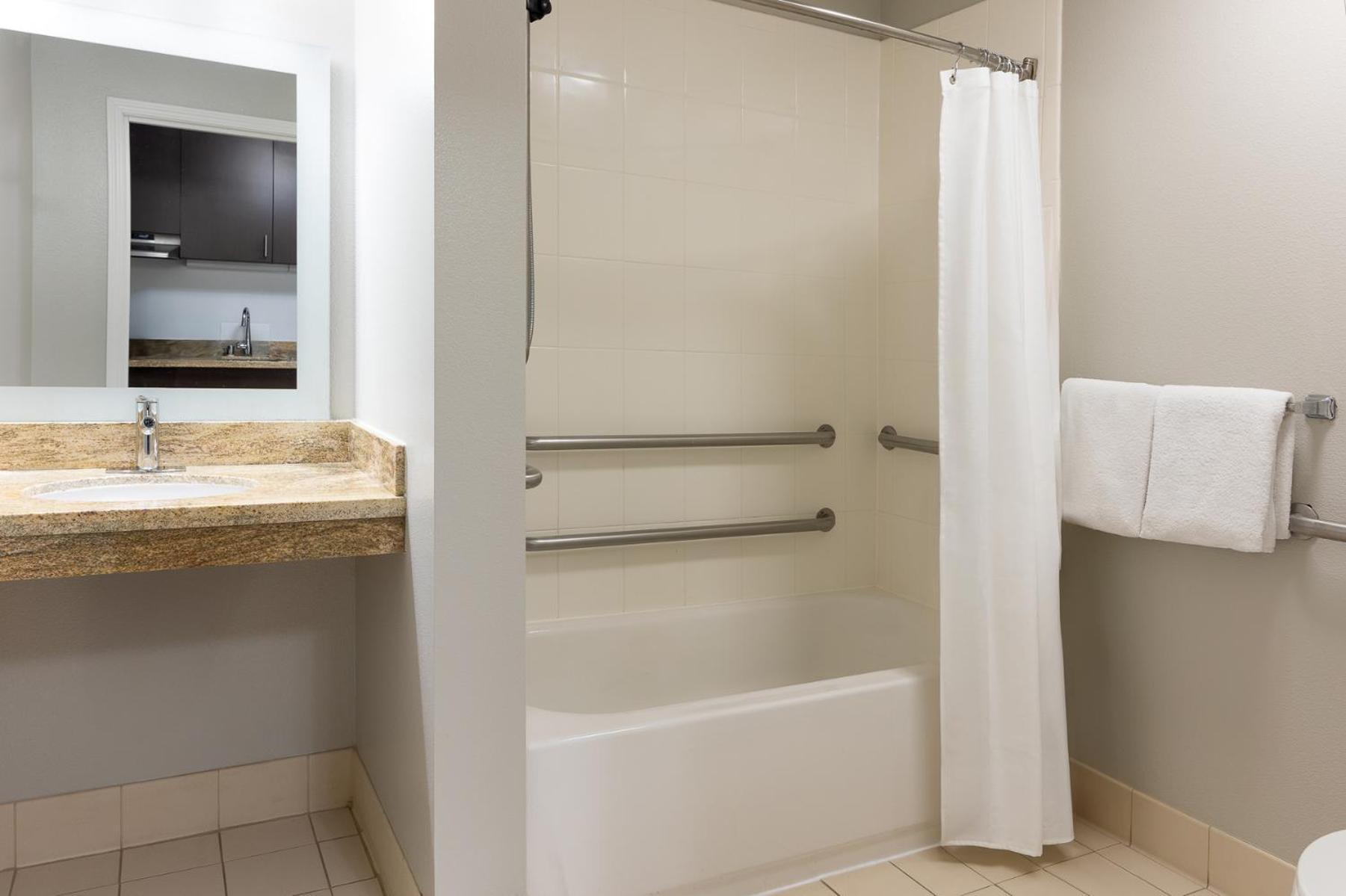 Towneplace Suites By Marriott Érié Extérieur photo